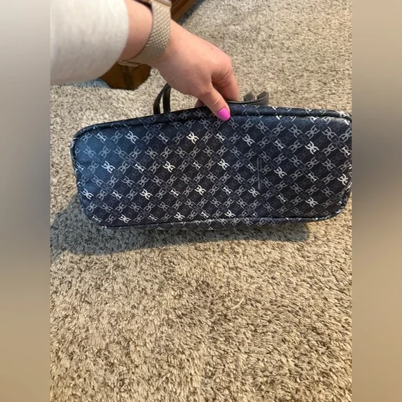 Sam Edelman Harper Monogram Medium Shopper Tote bag in navy blue coated canvas. - Picture 5 of 6